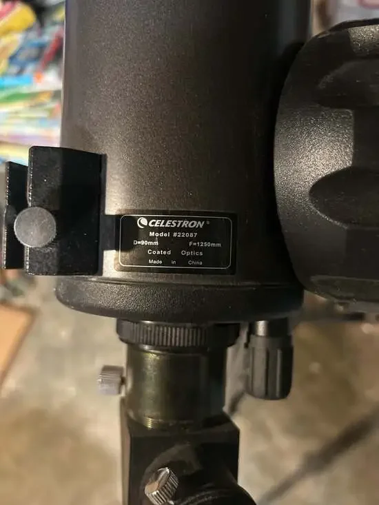 Celestron NexStar 90SLT Computerized Maksutov-Cassegrain Telescope 90mm - Picture 2 of 3